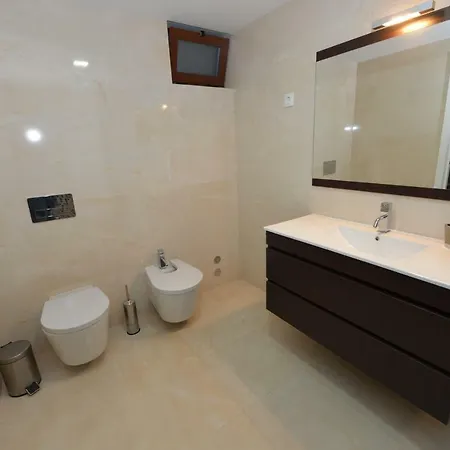 Matos Luxury كامينيا